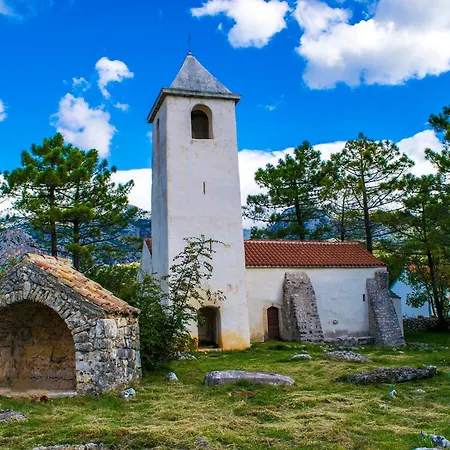 Lucija Starigrad Paklenica