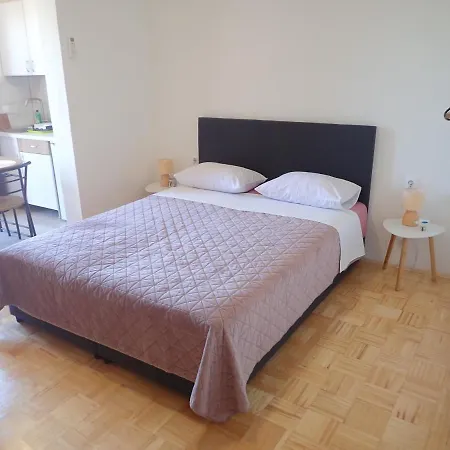 Lucija Starigrad Paklenica